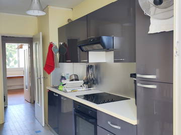 Roomlala | T 3, 2 double bedrooms, living room, quiet, comfort