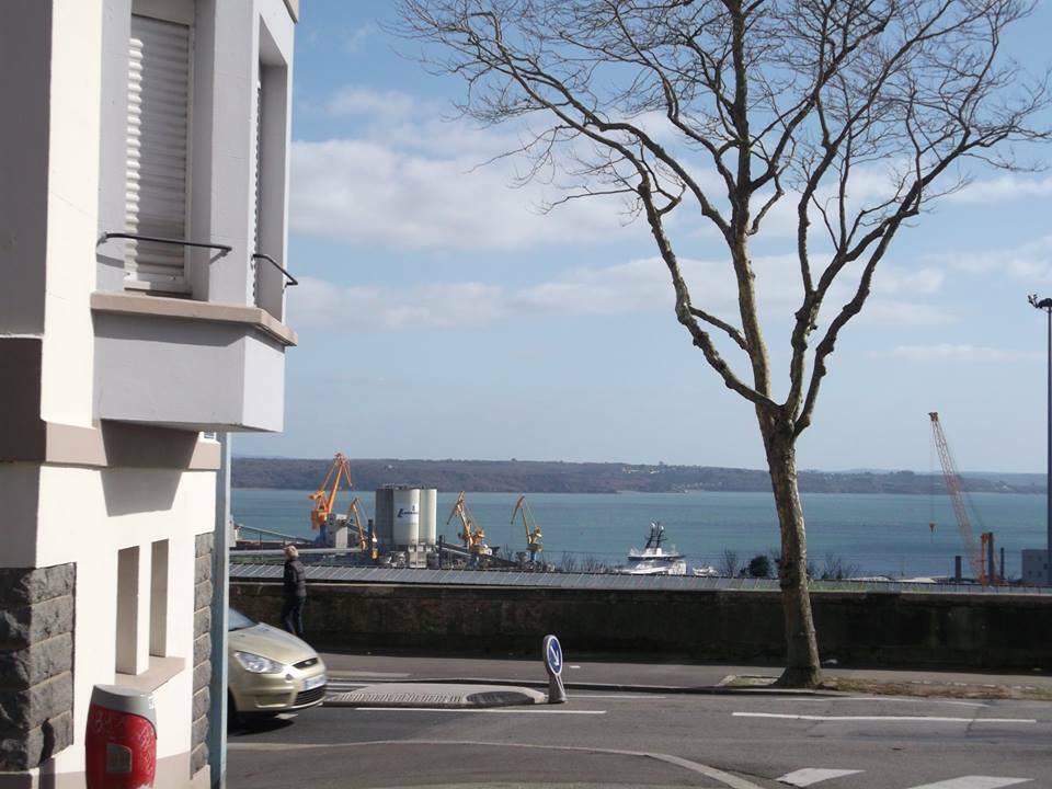 Independent Studio Brest 123807