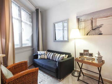 Roomlala | T1 Bis Brest Sentrum/Kwarts, Stasie, See.