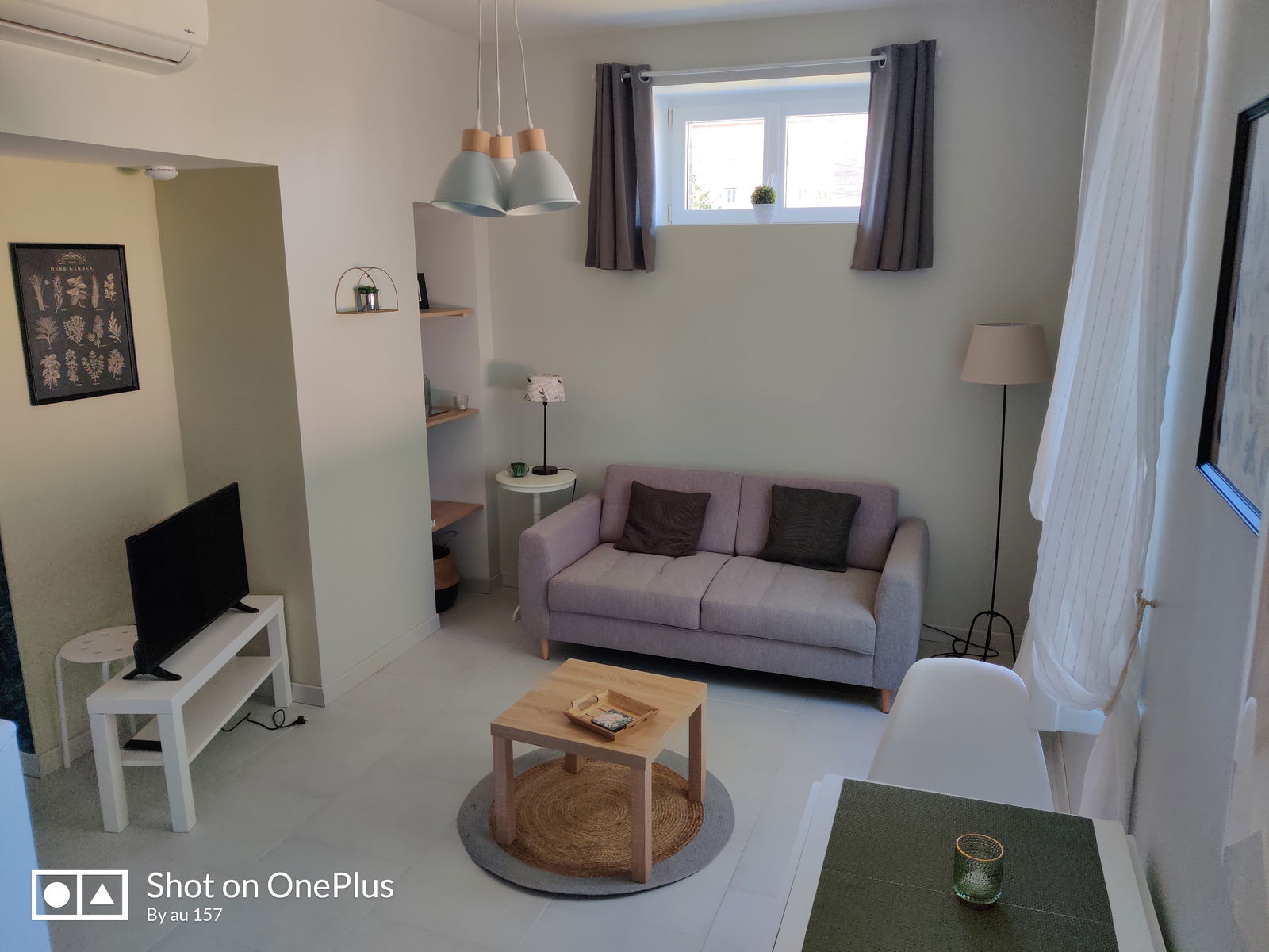 Onofhängeg Studio Contrexéville 245141