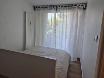 Gehele woning te huur in Saint-Julien-En-Genevois - foto 1 : Slaapkamer-1