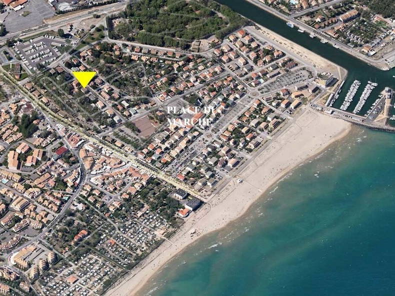 Entire Home Marseillan 68902-1