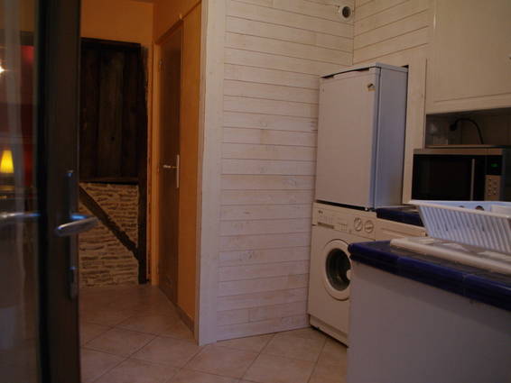 Entire Home Lyon 54698-2