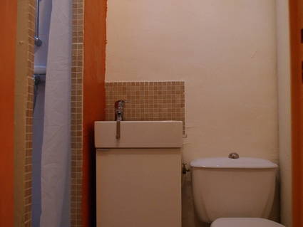 Entire Home Lyon 54698-4