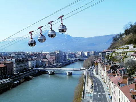 Logement Entier Grenoble 141688-1