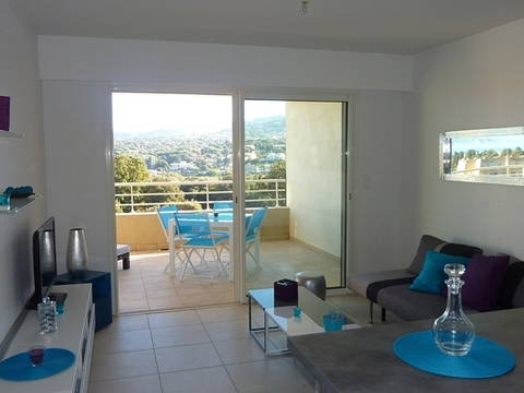 Entire Home L'Île-Rousse 48300-1