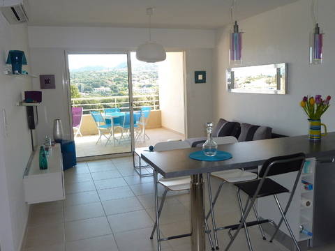 Entire Home L'Île-Rousse 48300-4