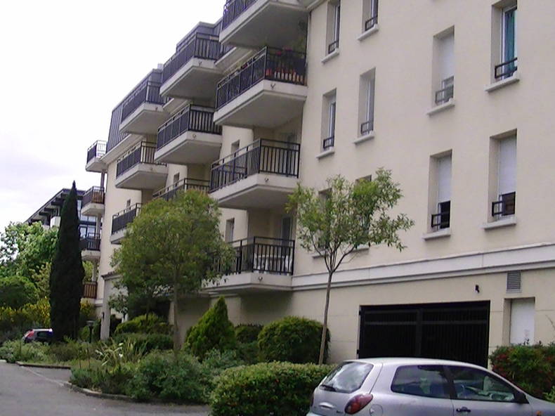 Toda La Casa Bordeaux 95857-2