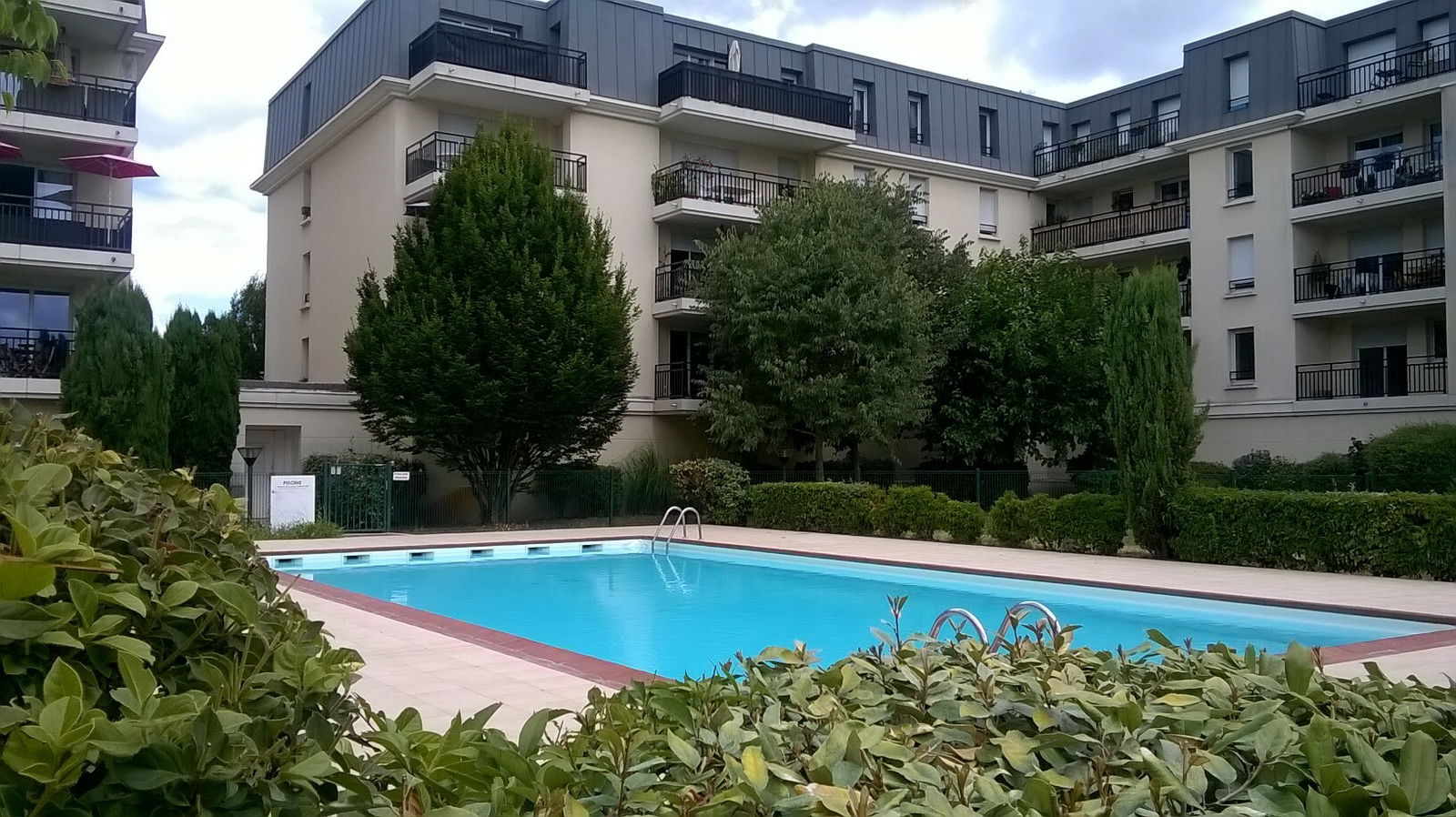 Oberoende Studio Bordeaux 95857