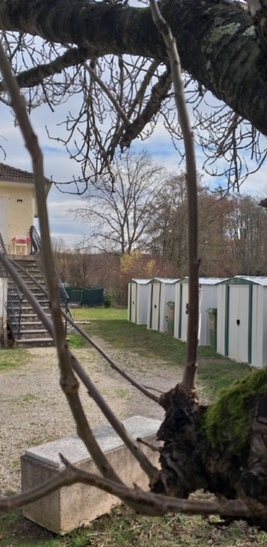 Independent Studio Saint-Romain-de-Jalionas 85882