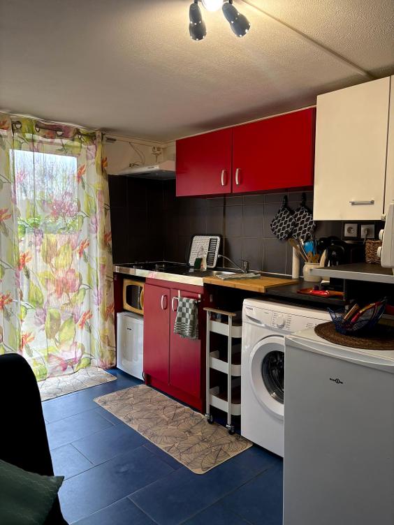 Independent Studio Saint-Romain-de-Jalionas 85882