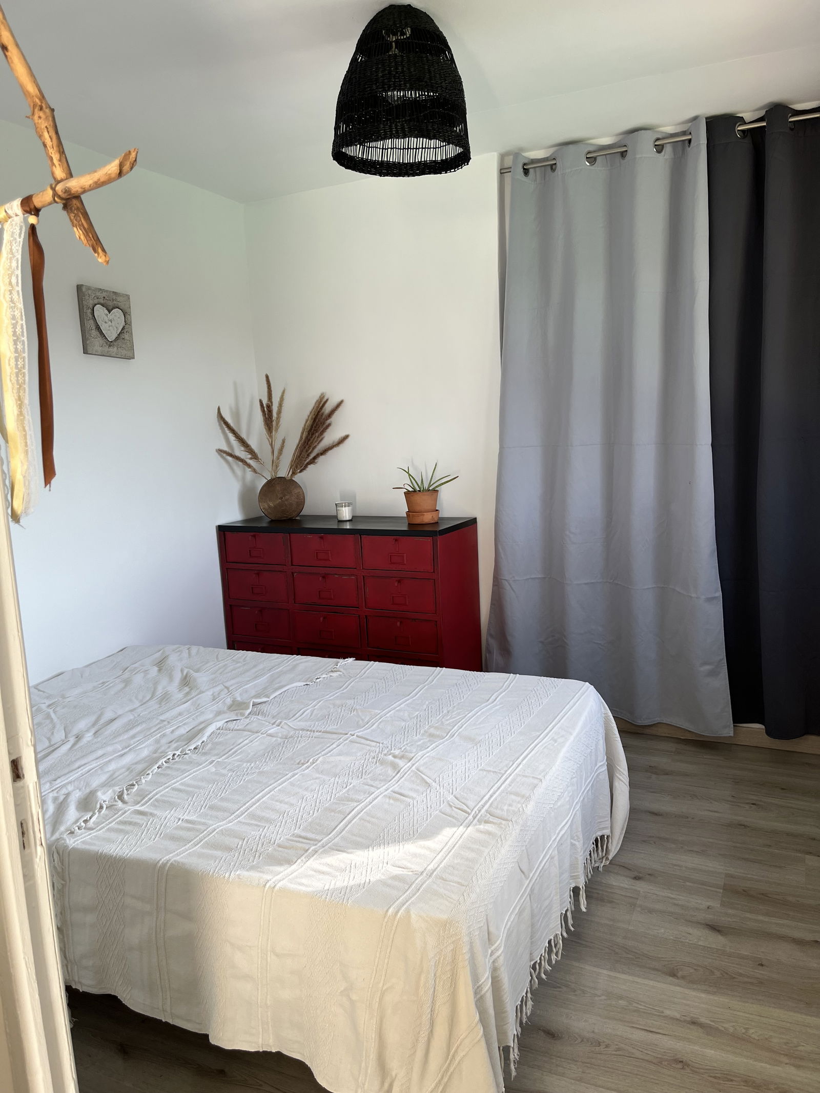 Independent Studio Auriol 294956