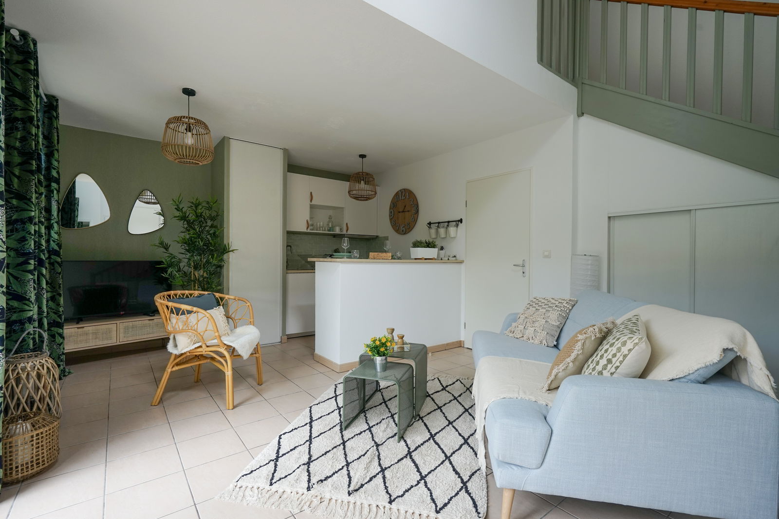 Oberoende Studio Libourne 230422