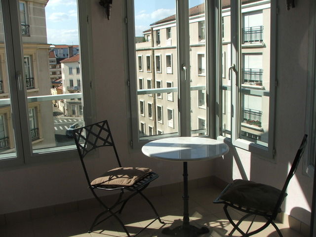 Onofhängeg Studio Lyon 9763