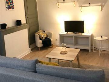 Roomlala | T2 Meublé 47m Carré Vienne Secteur Guillemottes