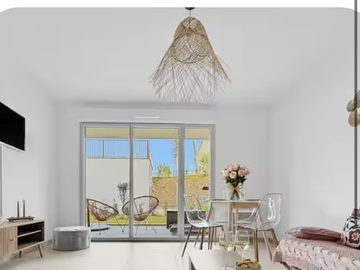 Entire Home Trans-En-Provence 664885-8