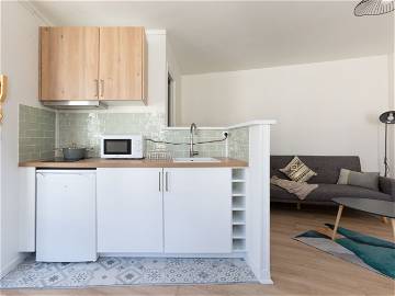 Roomlala | T2 o powierzchni 32 m2 odnowione i umeblowane