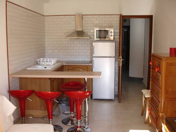 Roomlala | T2 Pavilhão Totalmente Independente para Arrendar 