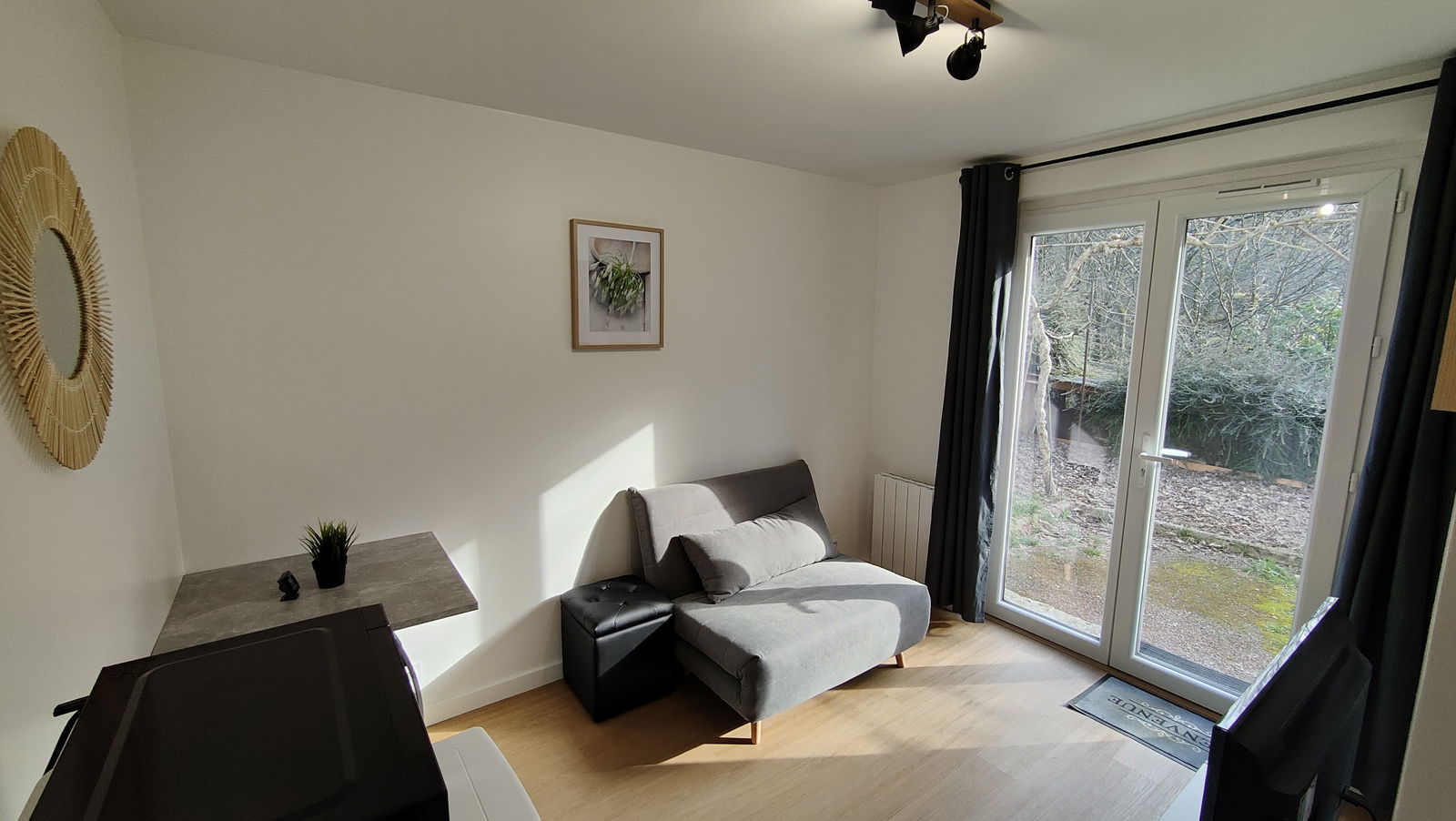 Niezależne Studio Les Essarts-le-Roi 256895