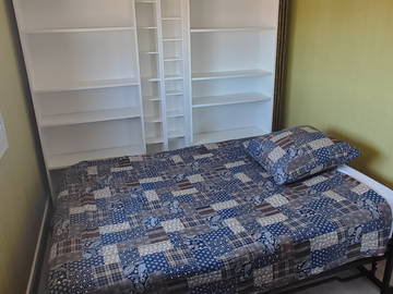 Shared housing for rent in Toulouse - photo 17 : Bedroom-17