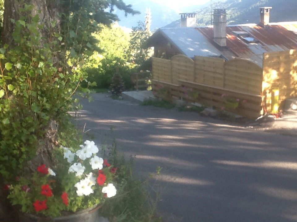 Independent Studio Saint-Chaffrey 64109