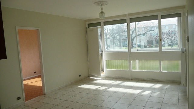 Colocation Bron 52442