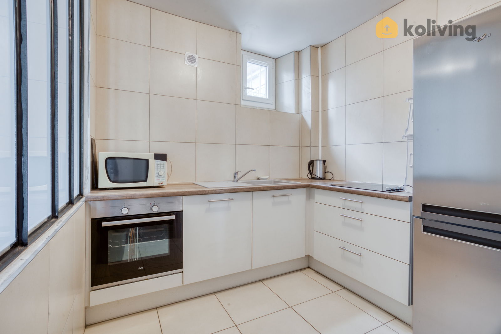 Onofhängeg Studio Valence 244087