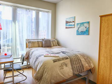 Roomlala | Tani pokój w centrum Montrealu