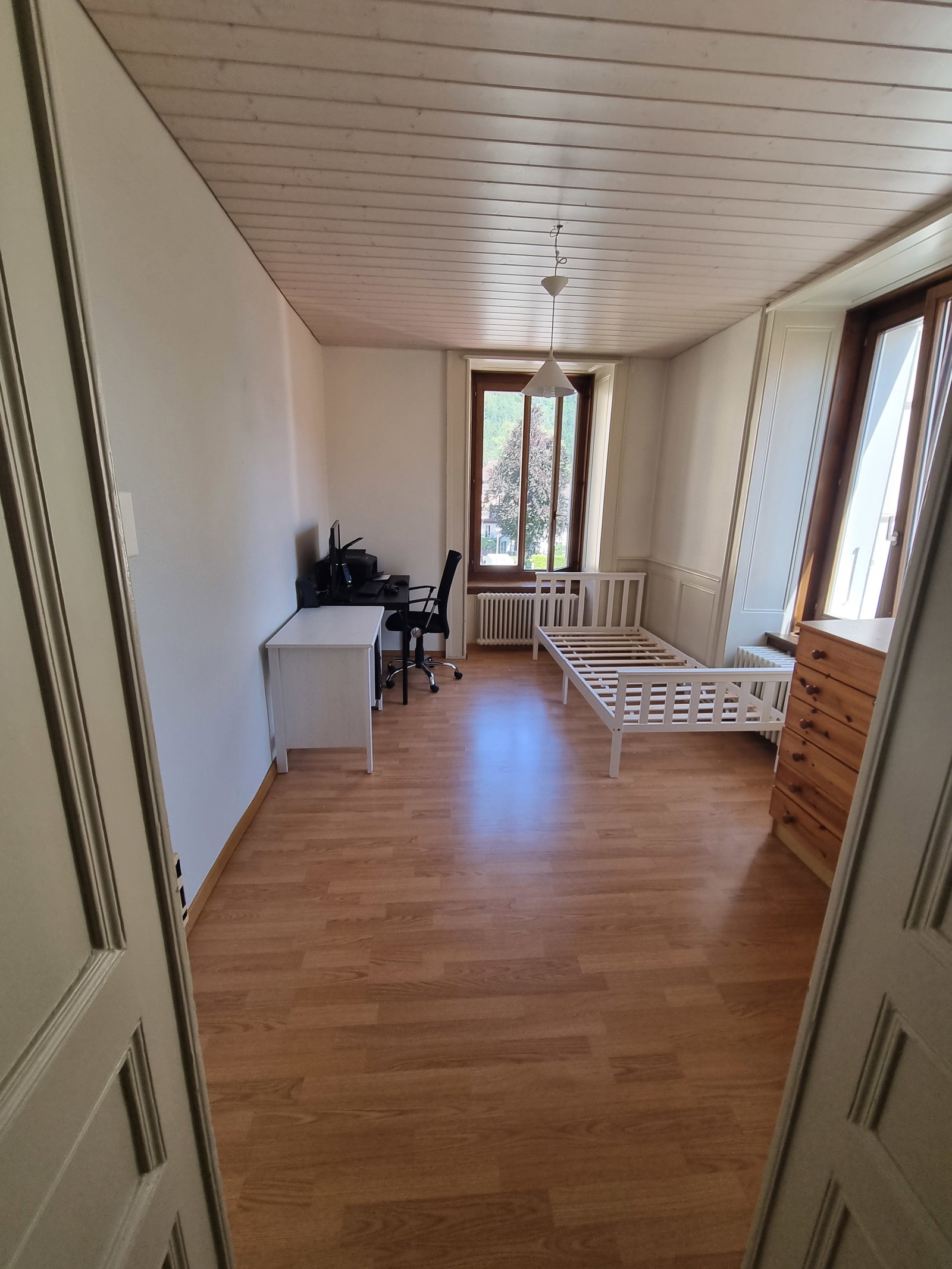 Tuisverblyf Val-de-Travers 585468