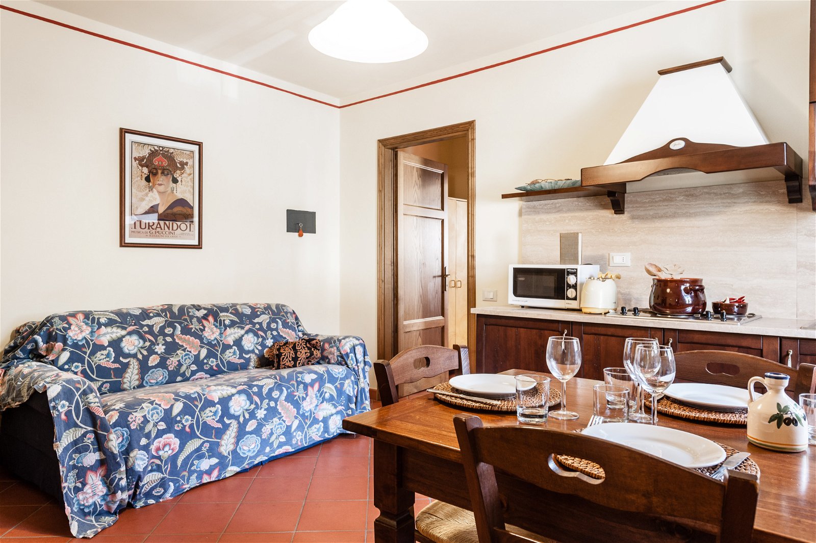 Itsenäinen Studio Toscana 180920