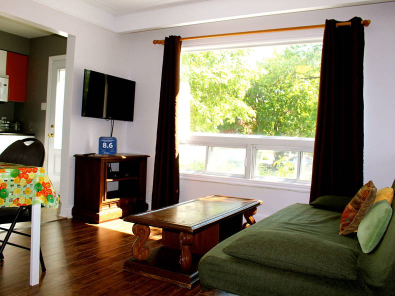 Ganzes Haus Montréal 9748-4