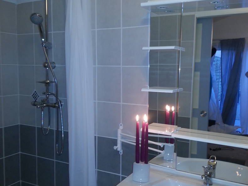 Toda La Casa Entrechaux 120499-4