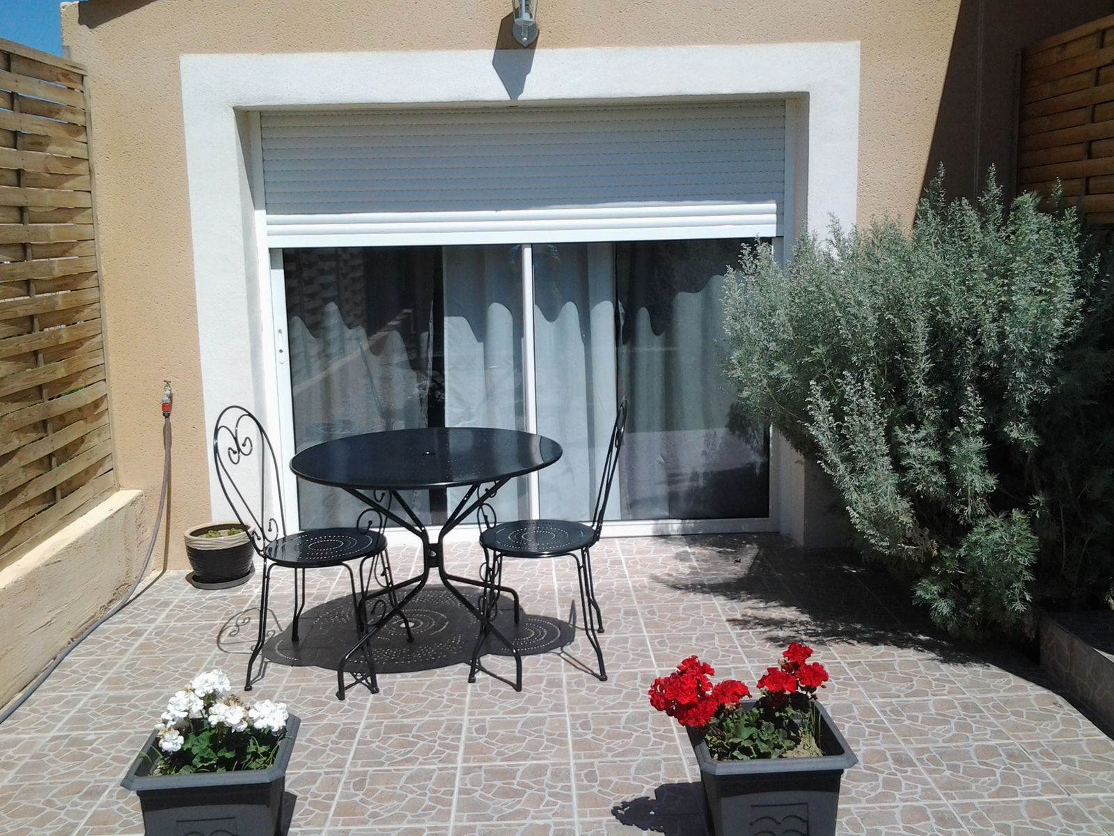 Independent Studio Entrechaux 120499