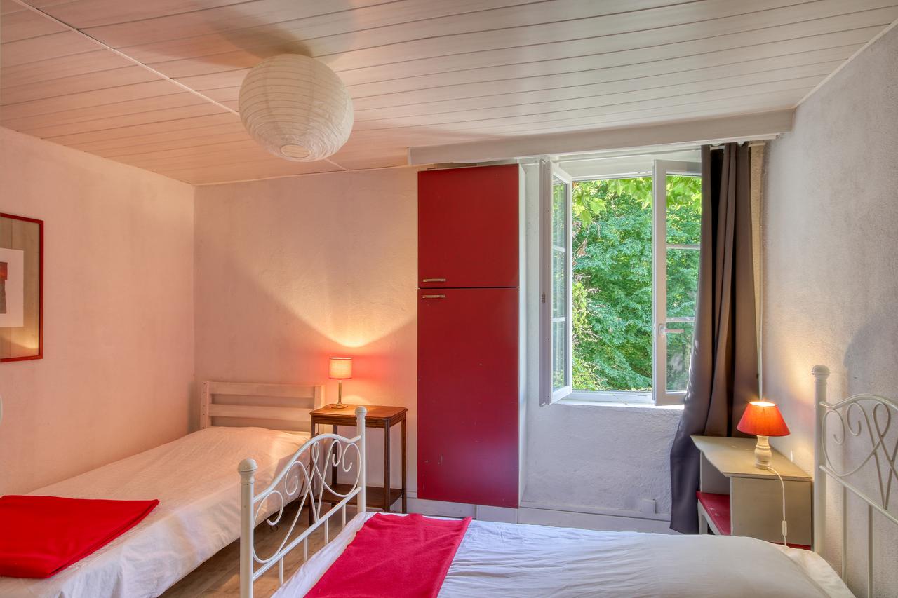 Homestay Escoutoux 165413