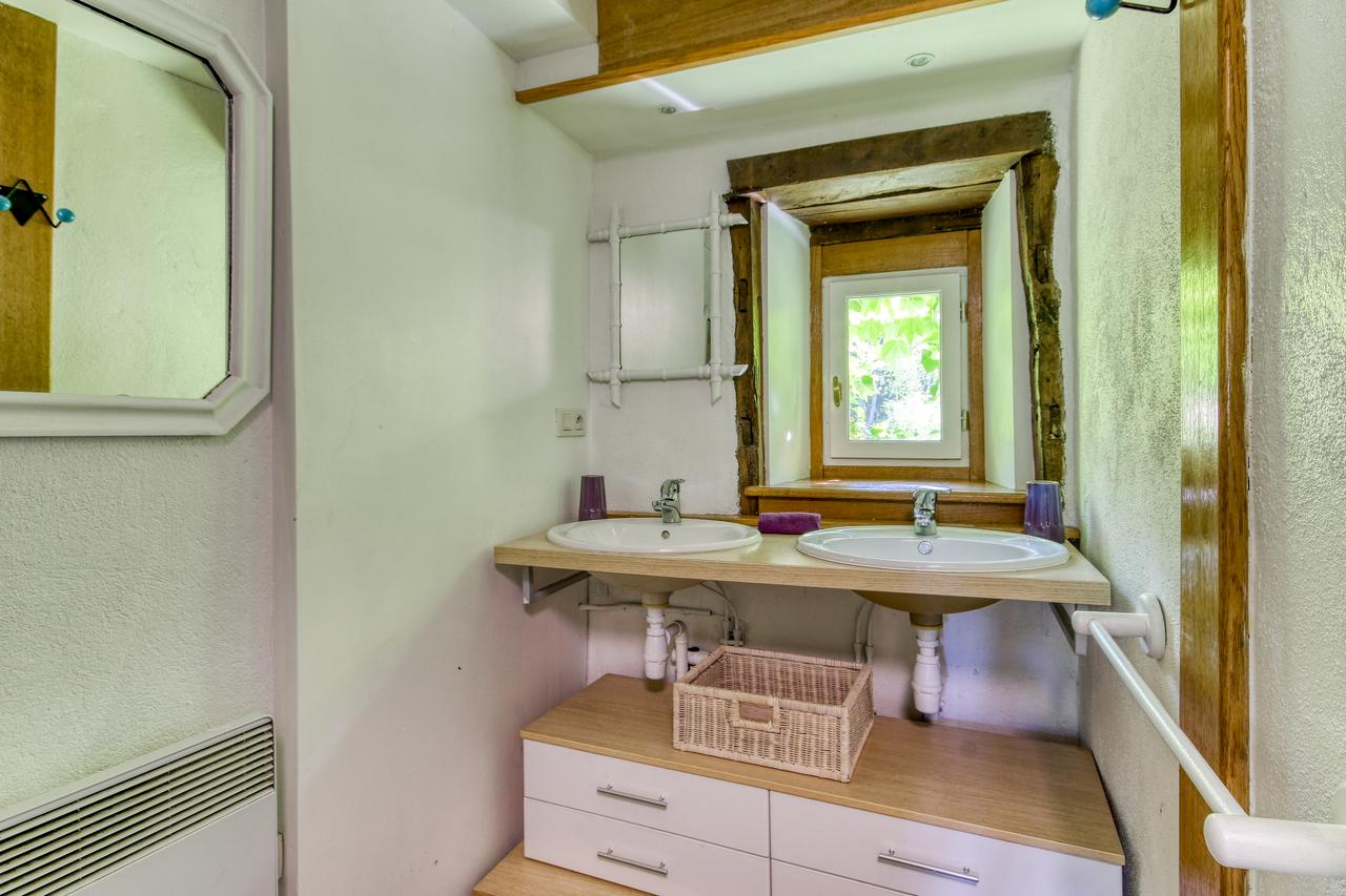 Homestay Escoutoux 165413