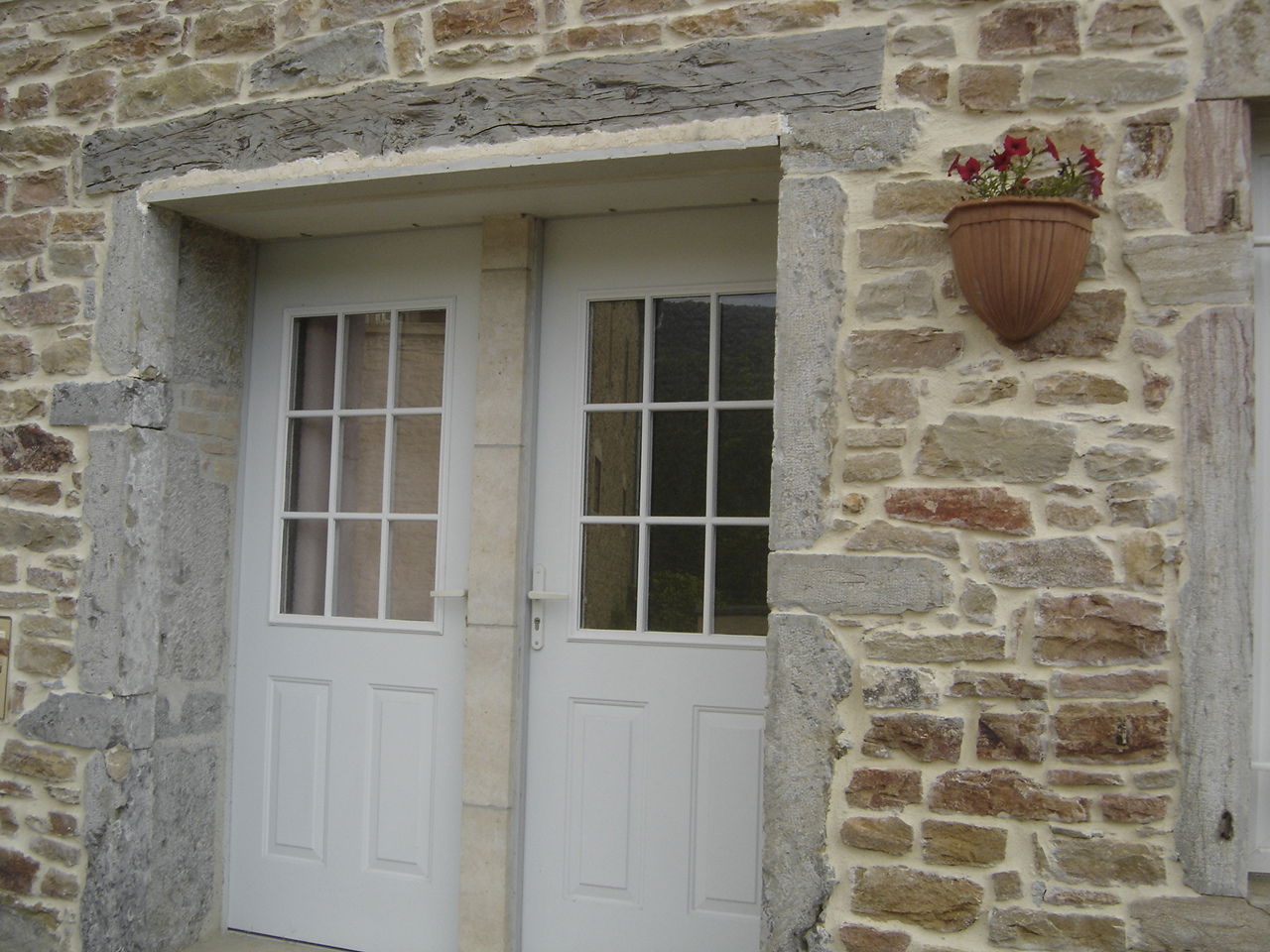 Entire Home Sologny 180395