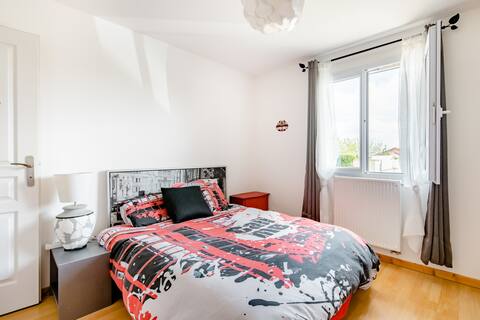 Homestay Villefontaine 265718