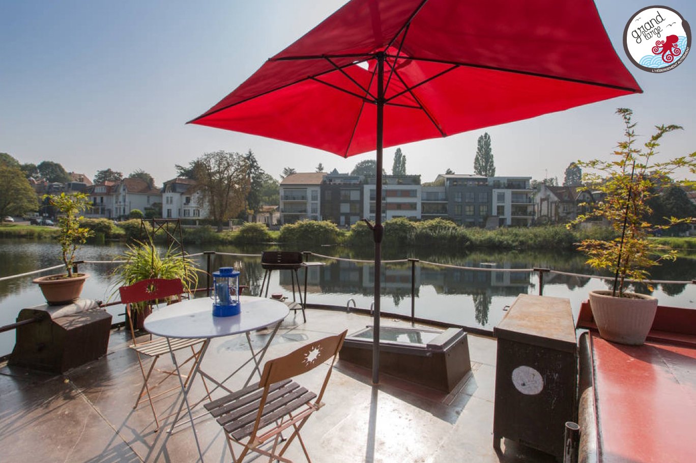 Entire Home Metz 85741