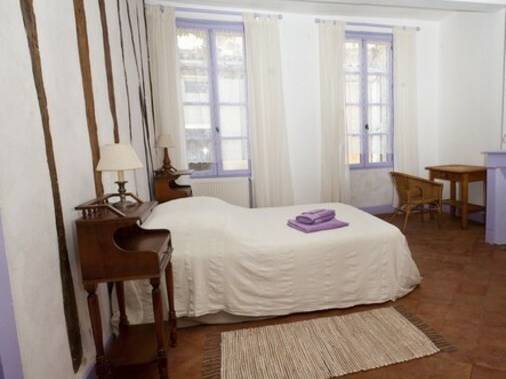 Homestay Saint-Julia 51180