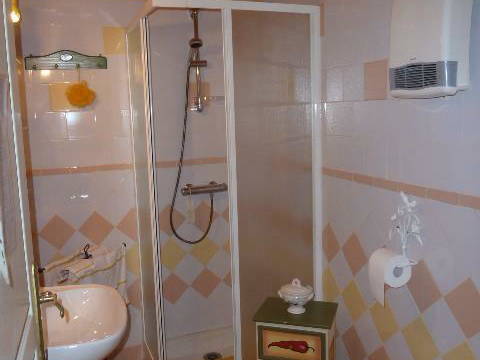 Chambres D'hôtes Murat-sur-Vèbre 66831-3