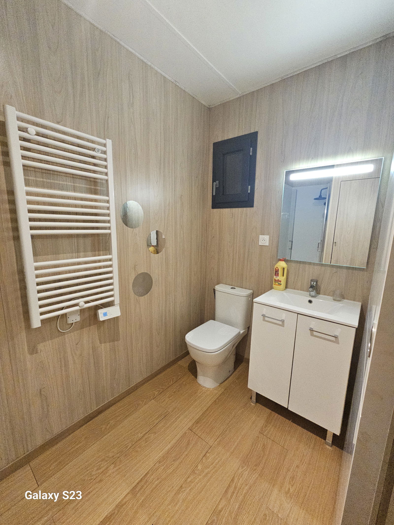 Logement Entier Mézières-sur-Seine 643311