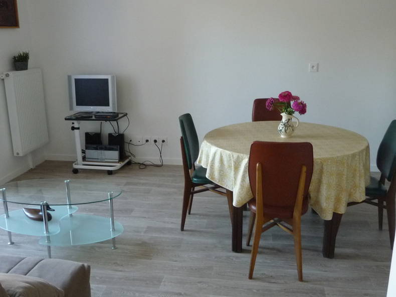 Homestay Saint-Jean-de-Braye 356141-2