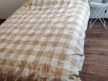 Roomlala | Toegeruste kamer op die platteland
