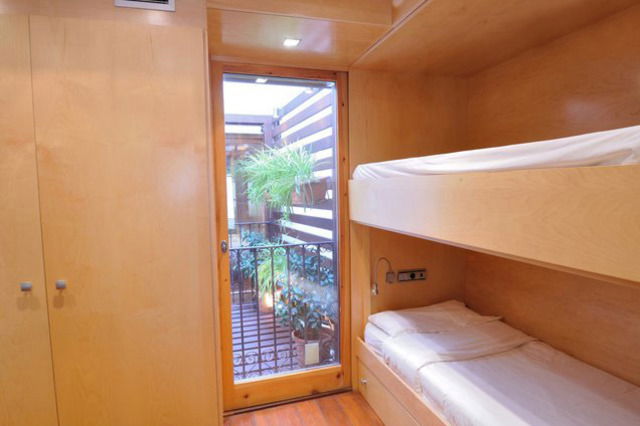 Unabhängiges Studio Barcelona 37404