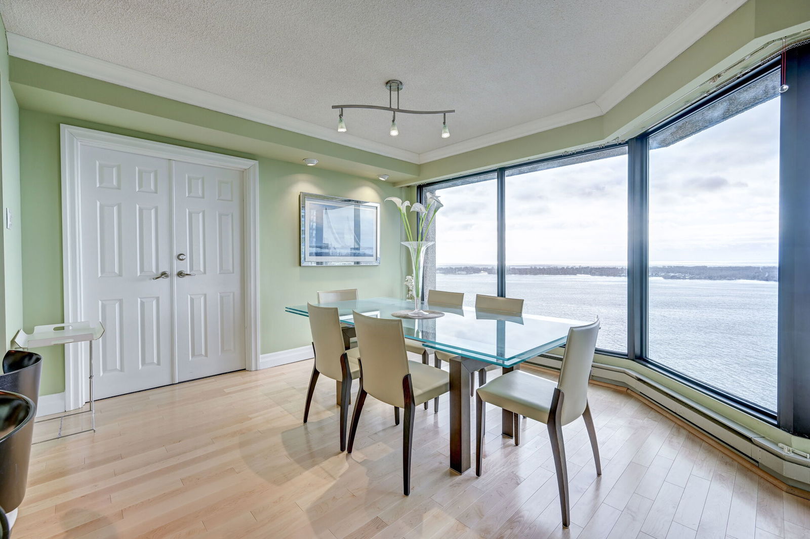 Quartos De Hóspedes Toronto 654540