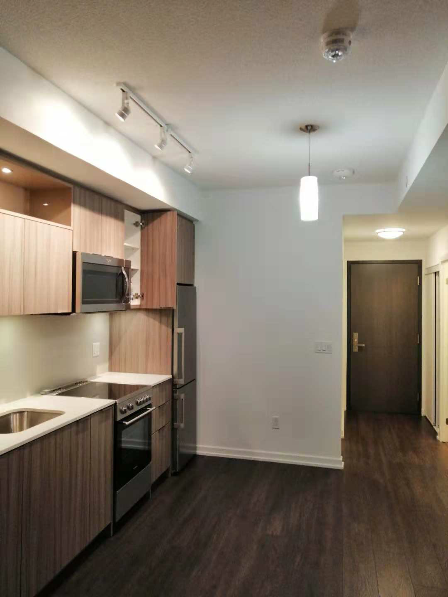 Unabhängiges Studio Toronto 240423