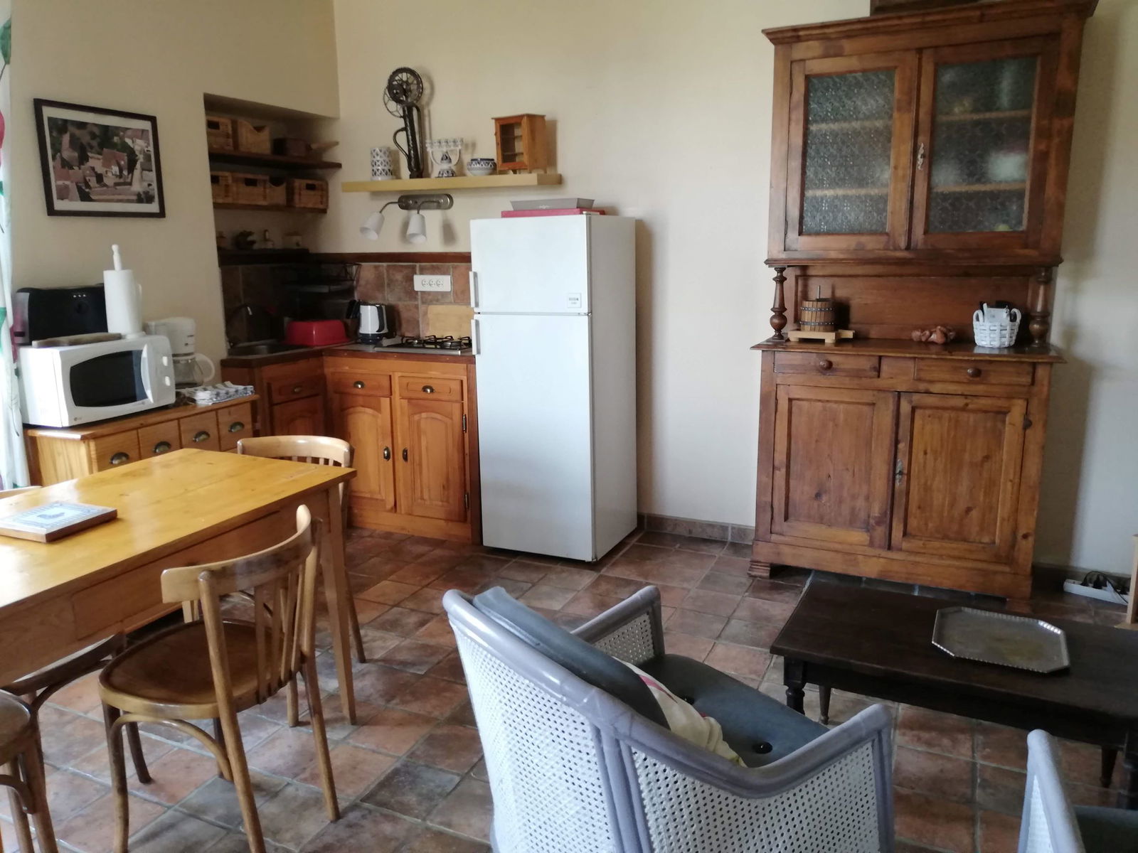 Estudio Independiente Couches 22400