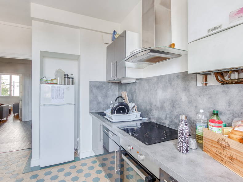 Colocation Tours 266301-3