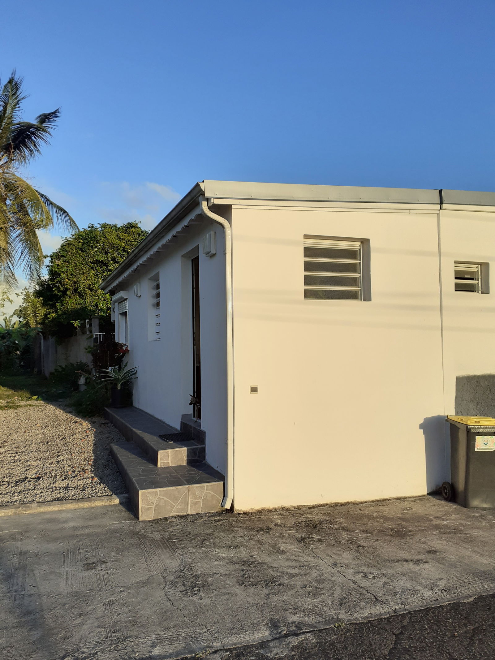 Independent Studio Baie-Mahault 261379