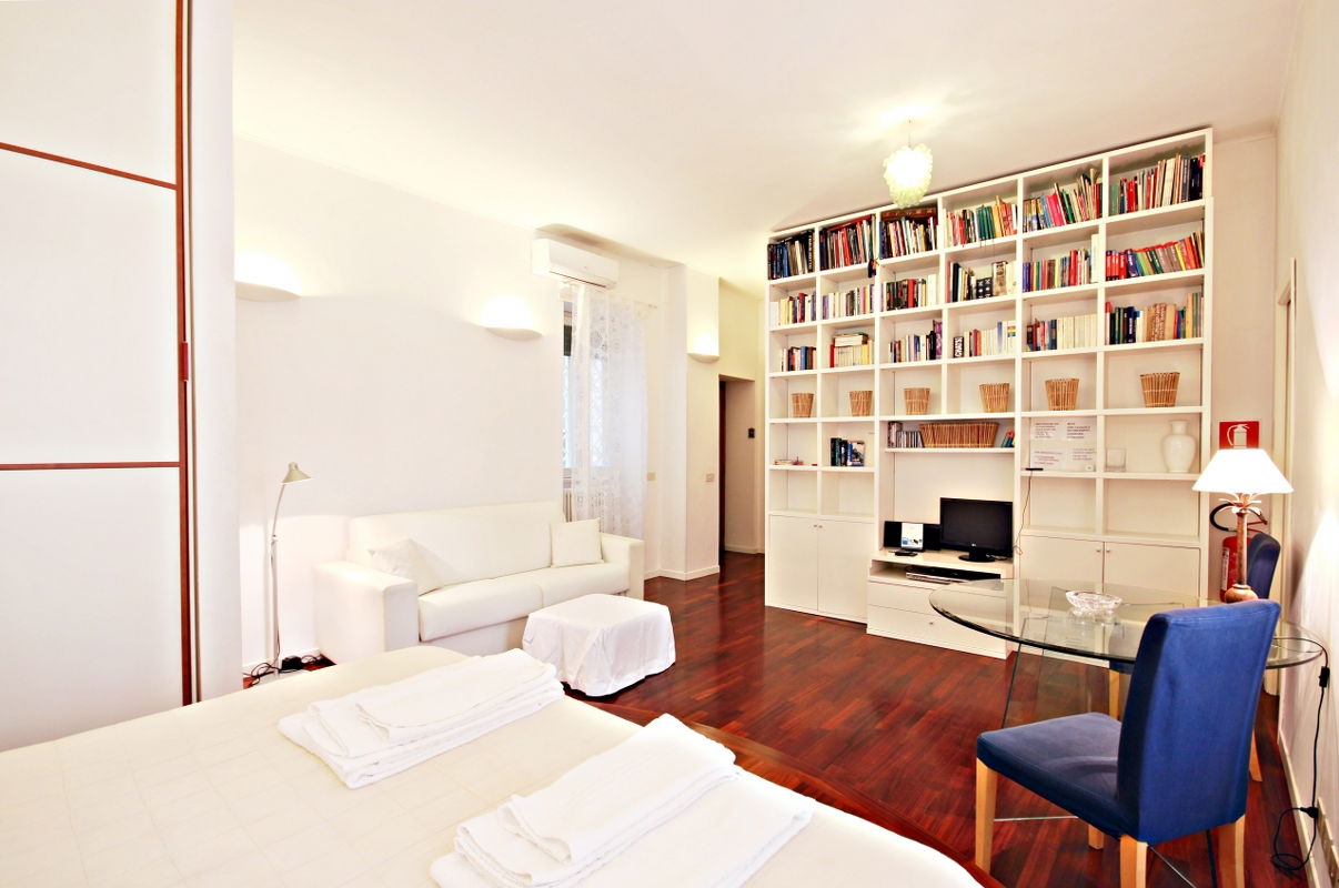 Independent Studio Roma 157623